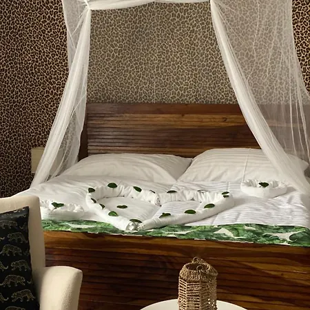 Malkia Орехова-Потуонь