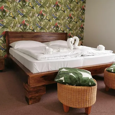 Malkia Guest house *